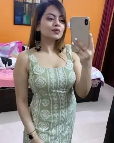 Call Girl in Kalamassery